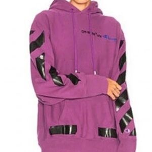 Off white x Champion Collab Hoodie - size XXS